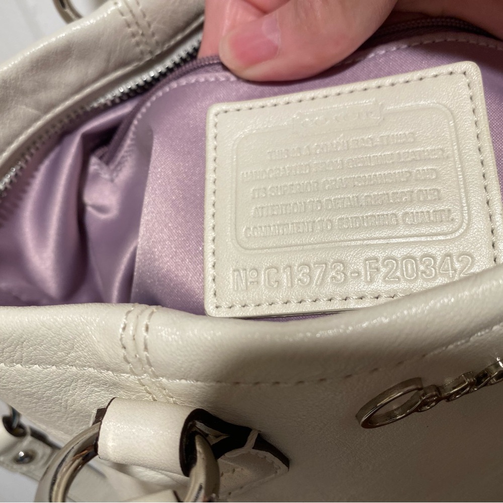 Coach Ashley, convertible, off white Minnie, tote bag - Picture 5 of 8